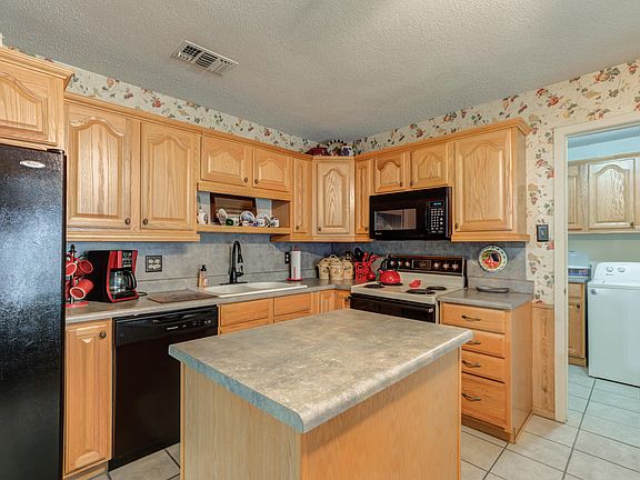 5th image of 6118 35th St