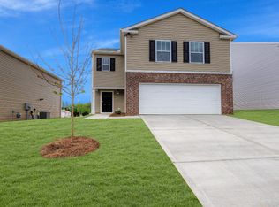 1067 20th Avenue Loop SE, Hickory, NC 28602