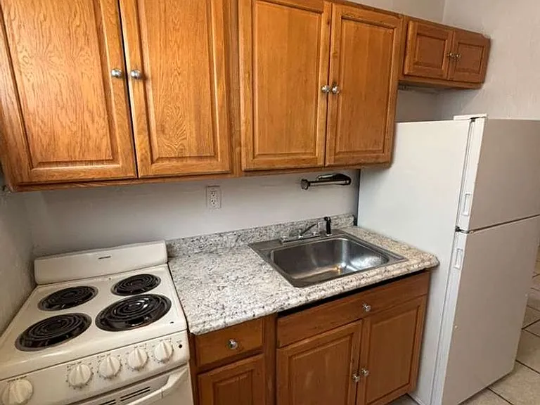 14120 NW 24th Ct — Photo 15