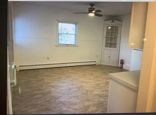 9 School St APT 3, Westerly, RI 02891