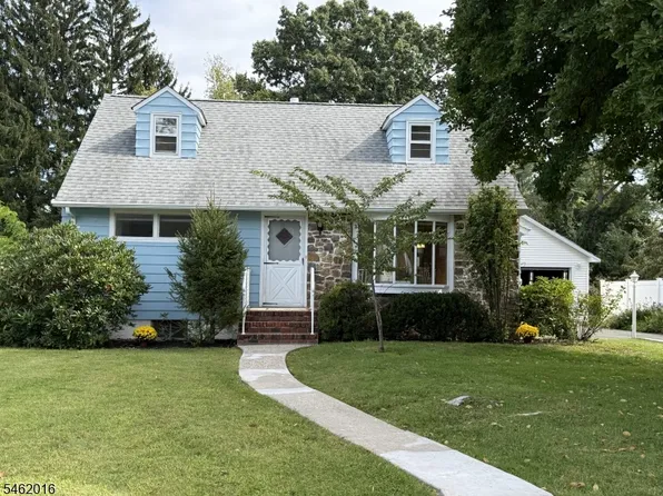 16 Sandra Ln, Randolph Twp., NJ 07869