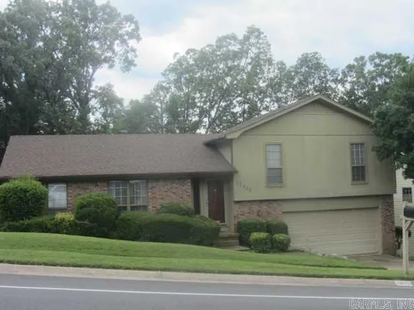 12413 Pleasant Forest Dr, Little Rock, AR 72212