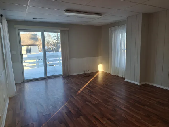 718 W Stephenson St, Freeport, IL