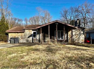 516 E Mill Rd, Evansville, IN 47711