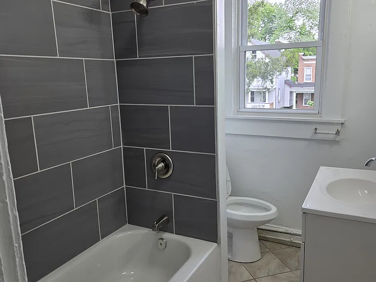 743 Springfield Ave — Photo 5