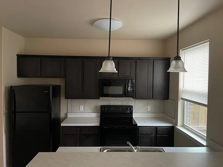 4701 Cambridge Dr #A — Photo 20