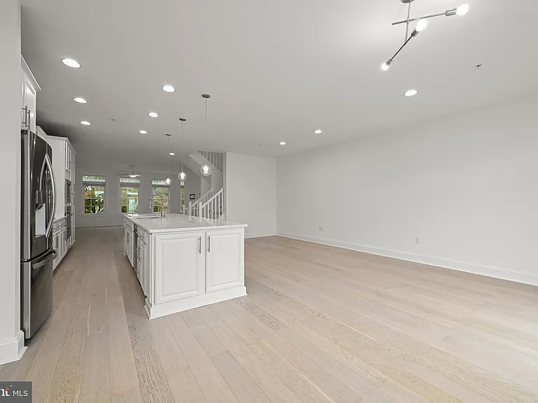 8120 Westside Blvd — Photo 26