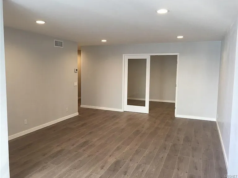 10747 Wilshire Blvd #904 — Photo 9