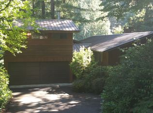 47828 McKenzie Hwy, Vida, OR