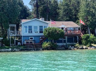 1652 Sims St, De Tour Village, MI 49725