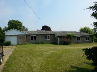 225 Fairground Rd, Ford City, PA 16226