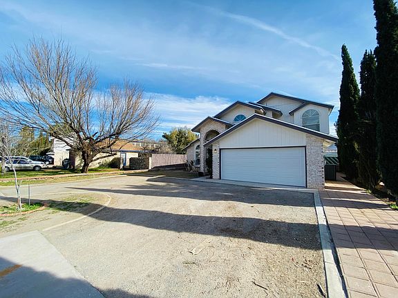 2nd image of 5924 Oleaster Dr