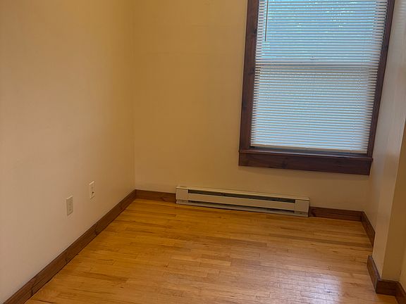 4th image of 180 Federal St #0