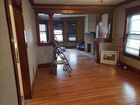 4th image of 62 Tacoma Ave