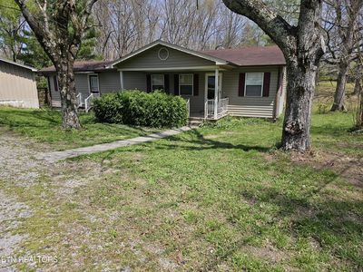 1009 Roysden Rd, Jamestown, TN, 38556