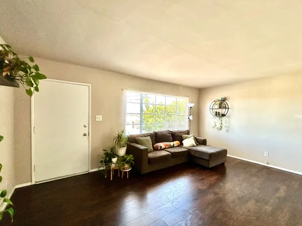 5440 McGann Dr, San Diego, CA 92105