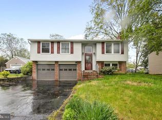 7904 Steadman St, Alexandria, VA 22309