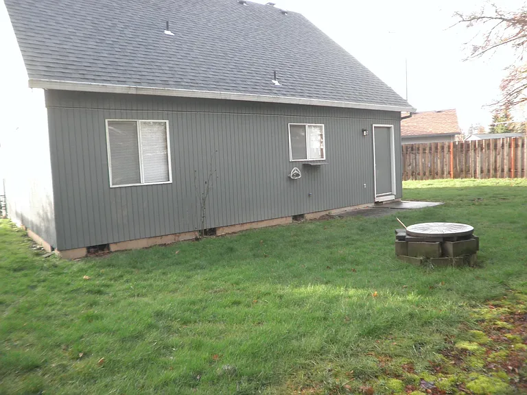 970 SW 178th Pl — Photo 21
