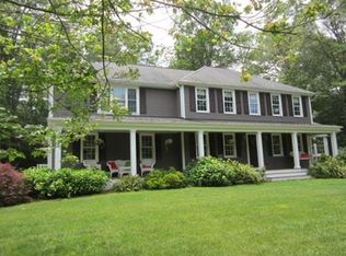 2 Jonathans Way, Upton, MA 01568