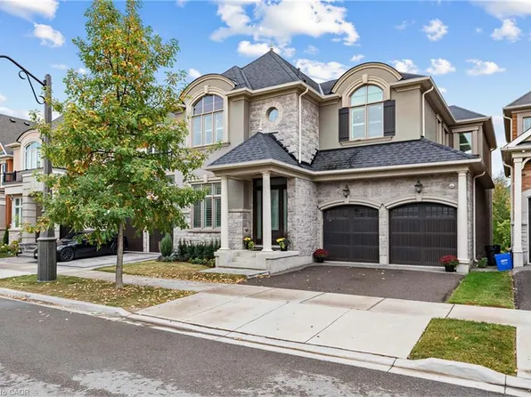 3154 Hines Dr, Oakville, ON L6M 0Z7