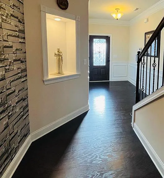 1869 Blue Jay Point — Photo 5