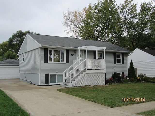 1st image of 458 E Altgeld Ave