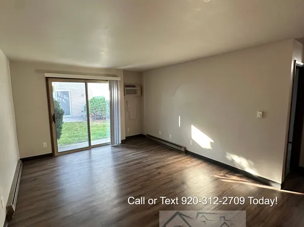 1394 Maricopa Dr, Oshkosh, WI
