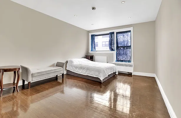 Rented by Cooper & Cooper Real Estate | media 11