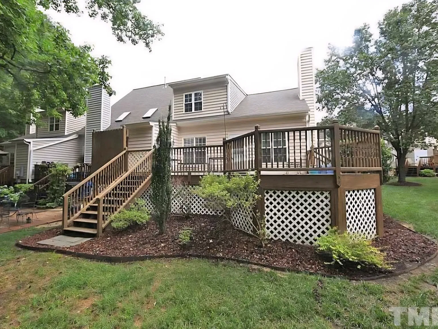 3 bed, 1700 sqft, $2,100 — Photo 2