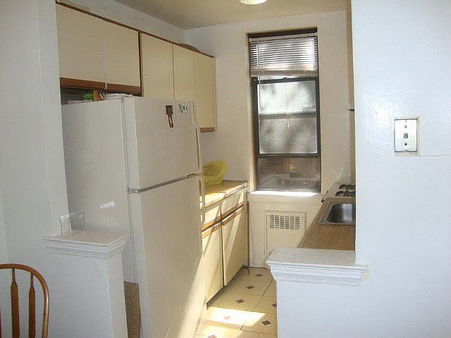 1st image of 14055 Burden Cres APT 1C