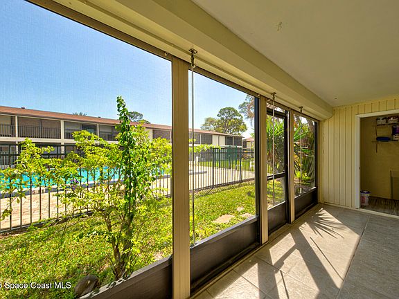 2nd image of 430 Breakwater Dr APT 29