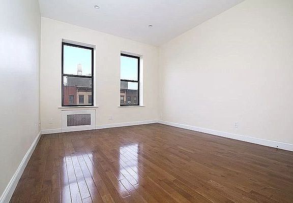 2nd image of 2267 1st Ave APT 4N