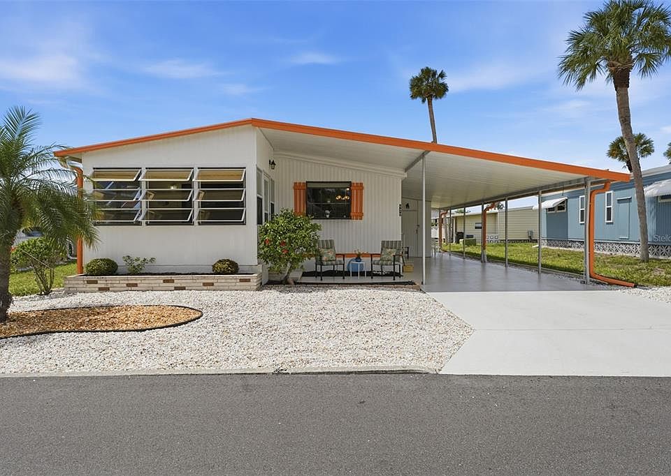 1st image of 620 Cervina Dr