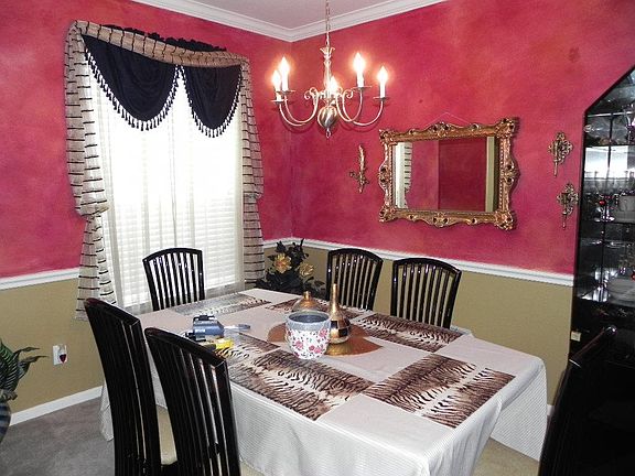  Formal Dining with Chair Rail and moulding very cute room
