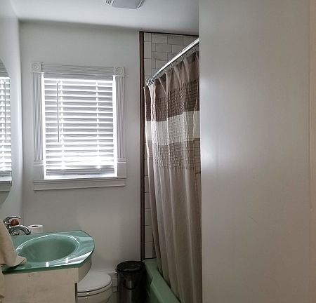 5th image of 25 Curie Ave