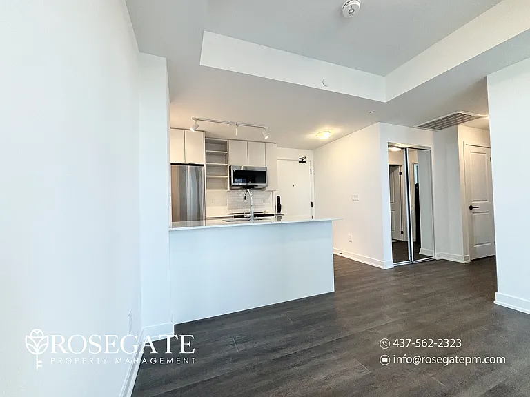 2069 Lakeshore Rd #903 — Photo 3