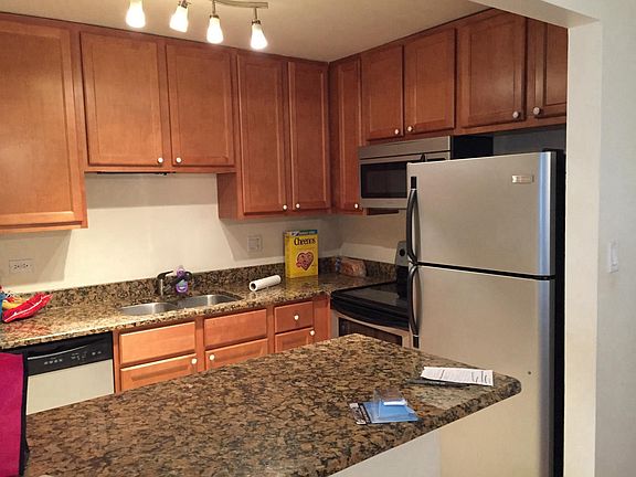 3rd image of 444 E Osage Ln APT 2B