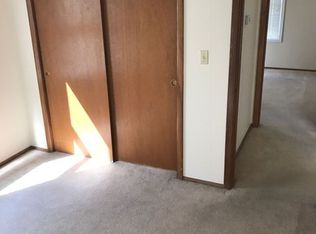 1002 Tennessee St APT 3, Lawrence, KS 66044