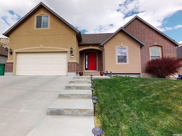 1st image of 10364 N Avondale Dr