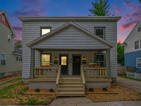 1021 Lincoln Ave NW, Grand Rapids, MI 49504
