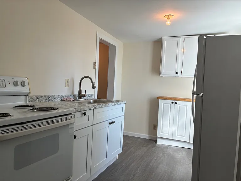 13 Maple Ave — Photo 6