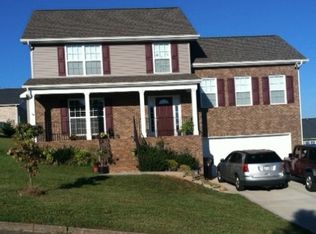 560 Cordova Ln, Lenoir City, TN 37771