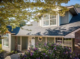 2060 W Sunny Slope Dr, Meridian, ID 83642