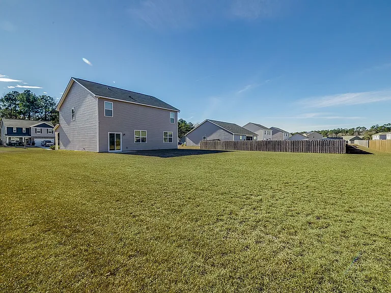 102 Spillway Ct — Photo 34