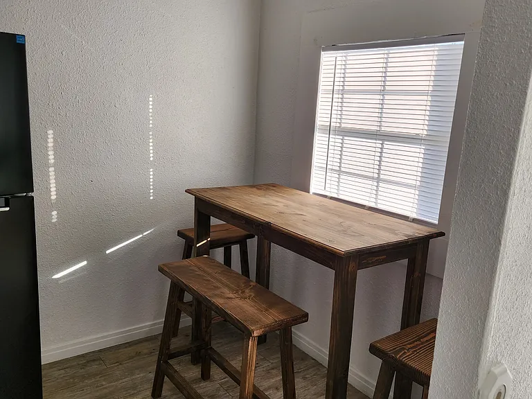 815 N Deahl St #3 — Photo 5