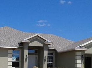 2706 43rd St W, Lehigh Acres, FL 33971