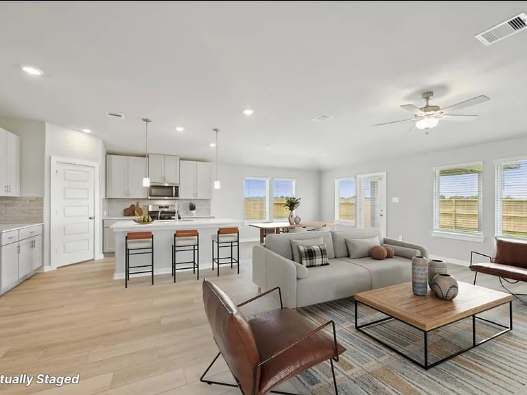 3415 Zilker Ln — Photo 6
