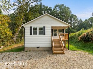 2 Indian Branch Rd, Candler, NC 28715