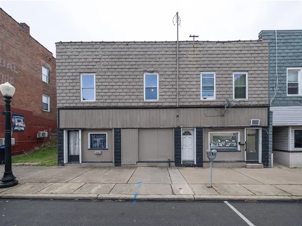 221 5th St, Ellwood City, PA 16117