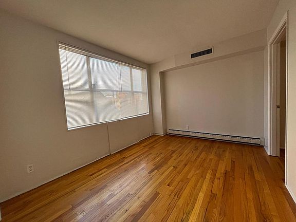 5th image of 1101 Saint Paul St #3111